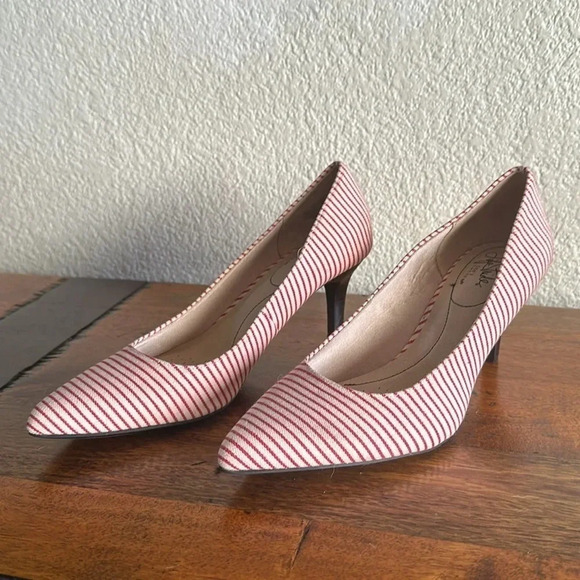 Lifestride candy stripe heels - Picture 3 of 9